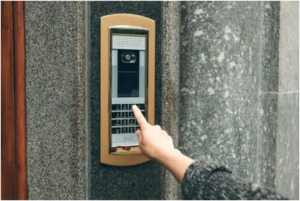 Using doorbell camera with door lock